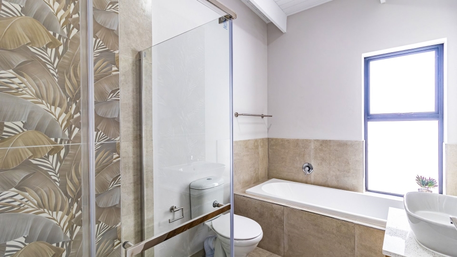 3 Bedroom Property for Sale in Britannia Beach Estate Western Cape